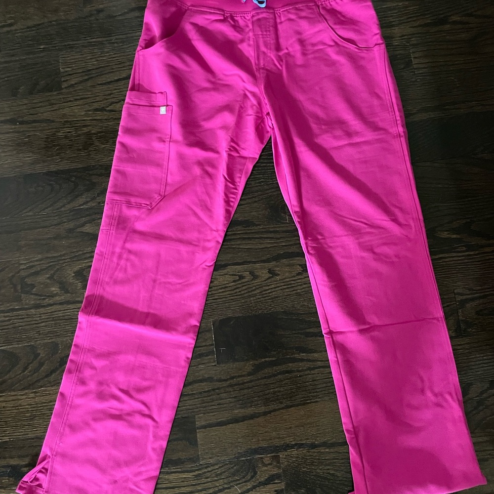 Figs Kade Cargo Scrub Pants RARE Raspberry Sorbet